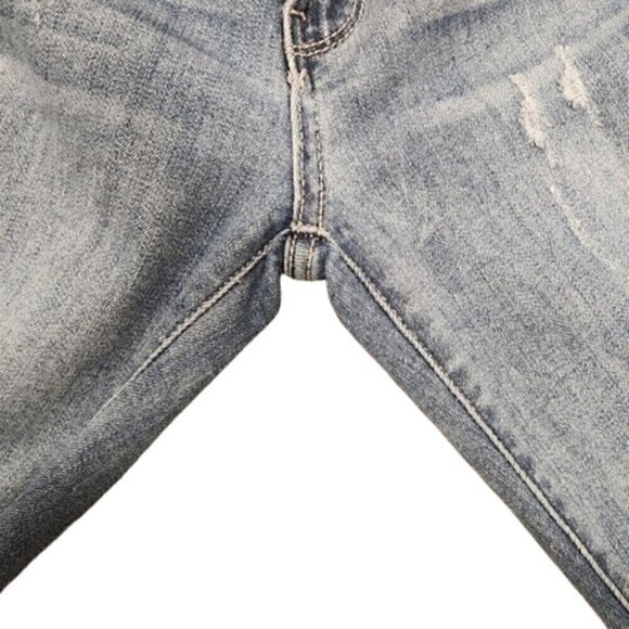 Judy Blue Mid-Rise Shredding Up My Life Relaxed Fit Jeans - Picture 6 of 7